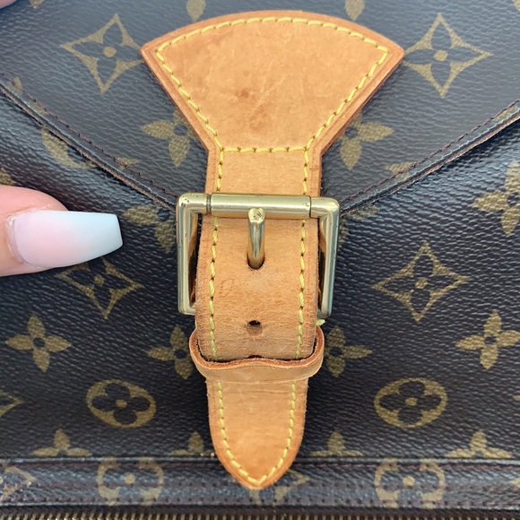 Authentic Louis Vuitton Montsouris GM - Picture 2 of 11